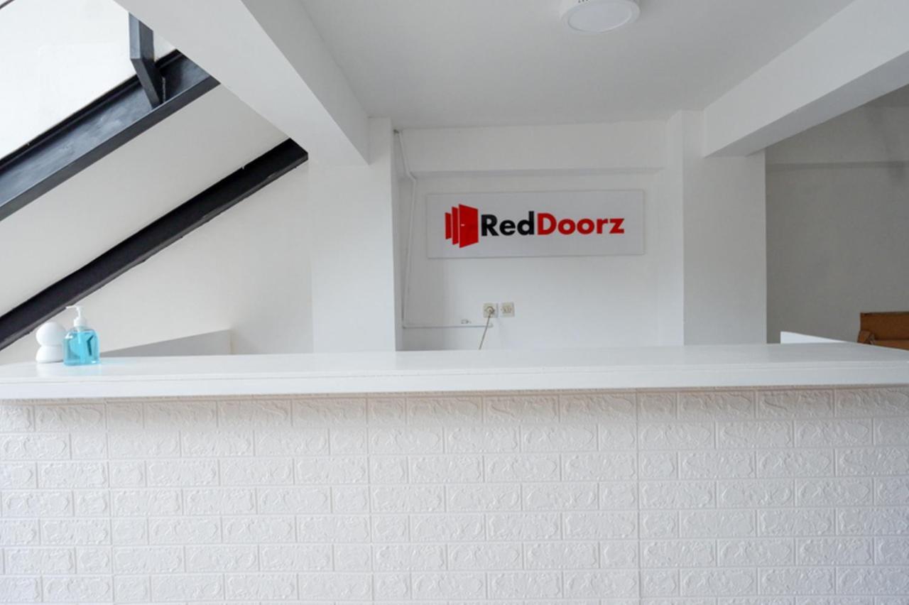 Reddoorz @ Demangan Sari Residence Pakualaman Exterior photo