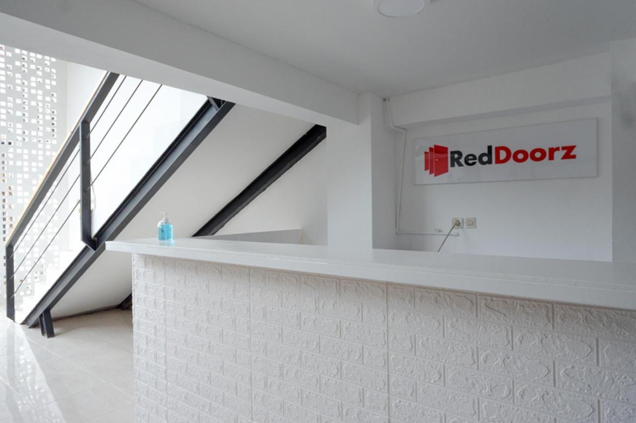 Reddoorz @ Demangan Sari Residence Pakualaman Exterior photo